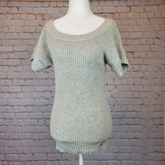 Hollister short sleeve pullover sweater grey sz.XS - Picture 2 of 8